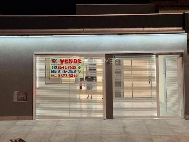 Casa à Venda na QNO 13 Conjunto G – Setor O | 3 Quartos | Suíte com Closet | Área Gourmet