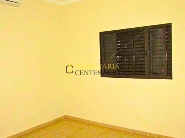 Casa à venda, na Quinta Das Aroeiras, em Olímpia SP