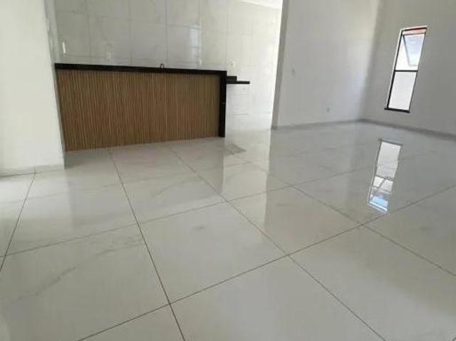Casa à Venda na região Jardim Sandra – Localização Privilegiada!