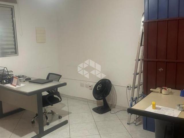 Casa á Venda na Rua Mena com 03 quartos e 02 vagas Jardim Santa Mena, Guarulhos/SP