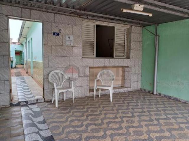 Casa à venda na Vila Assis Sorocaba SP com 1 quarto, 1 sala, 1 banheiro, 1 vaga de garagem e 109m²