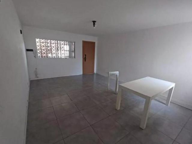 Casa à venda na Vila Cordeiro, SP