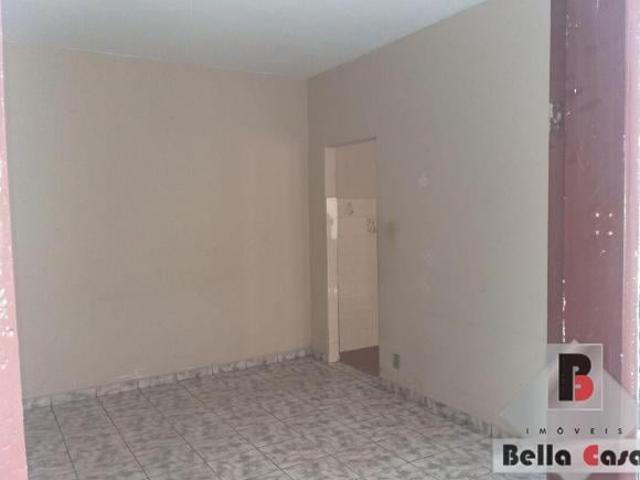Casa à Venda na Vila Diva, com 04 moradias, terreno 10 x26, ótima para venda ou construção