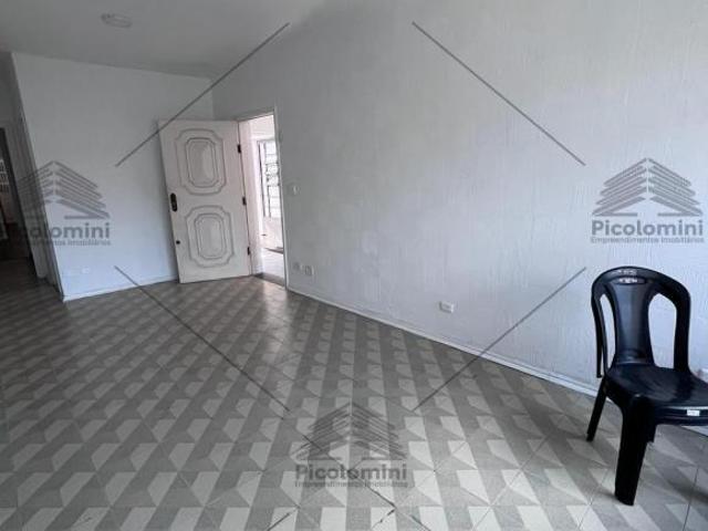 Casa à venda na Vila Formosa com 3 quartos, 3 suítes, hidro, espaço gourmet, 6 banheiros, 5 vagas, 2
