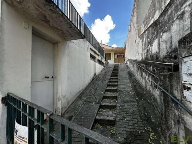 Casa à Venda na Vila Leopoldina | Terreno de 450m² Próximo à Rua Guaipá