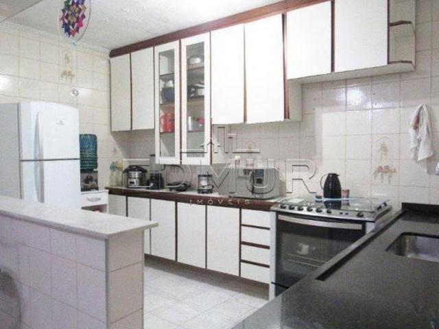 Casa à venda na Vila Lucinda