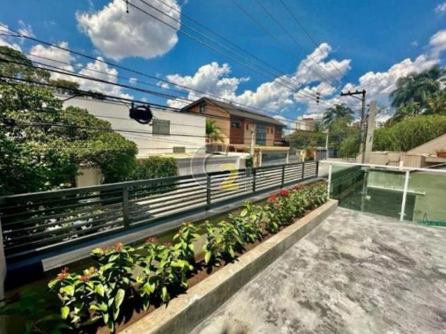 Casa á venda na Vila Madalena, 7 quartos, 4 suítes, 6 vagas de garagem