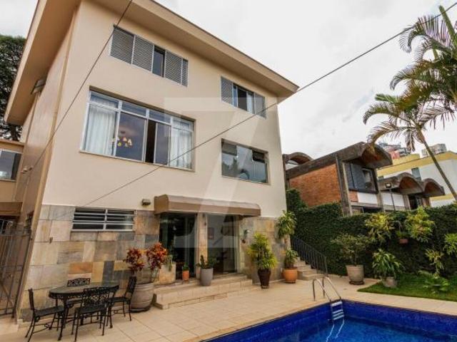 Casa à venda na Vila Madalena