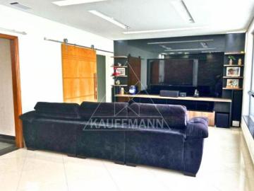 Casa à Venda na Vila Madalena 2 Suítes 8 Vagas 320m² de Área Construída