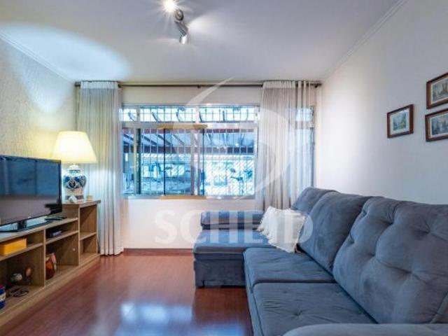 Casa á Venda na Vila Nova Conceição com 147m², 3 quartos, 2 vagas