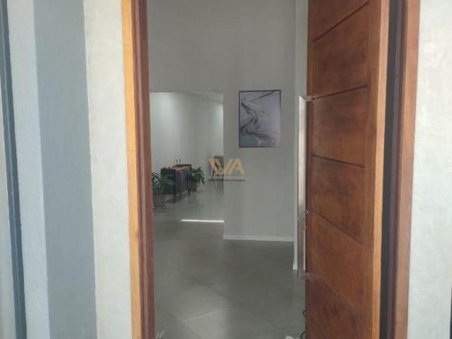 Casa à Venda na Vila Oliveira | 3 Suítes | Piscina | 2 Vagas