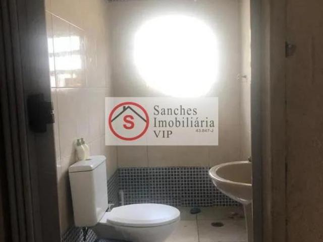 Casa à venda na Vila Prudente 2 imóveis no mesmo terreno, 4 dorms, 3 banheiros, 2 salas, quintal e