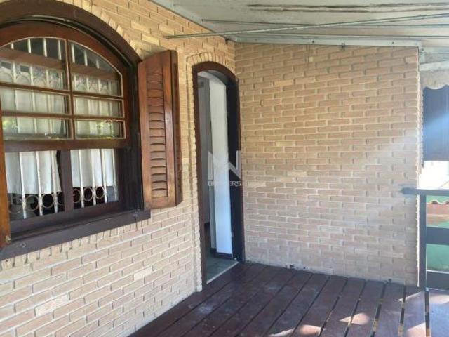 Casa à Venda nas Toninhas, Ubatuba – A 100 Metros do Mar