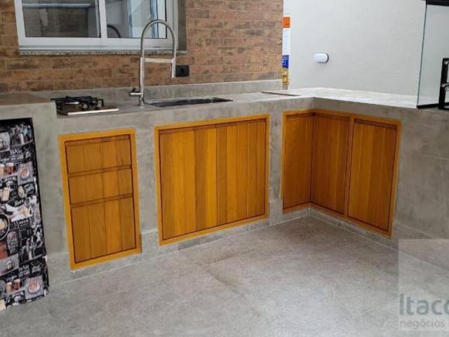 Casa a Venda New Ville