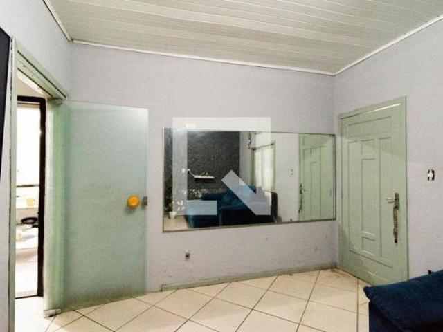 Casa à Venda Niterói, 1 Quarto, 120 m² Canoas