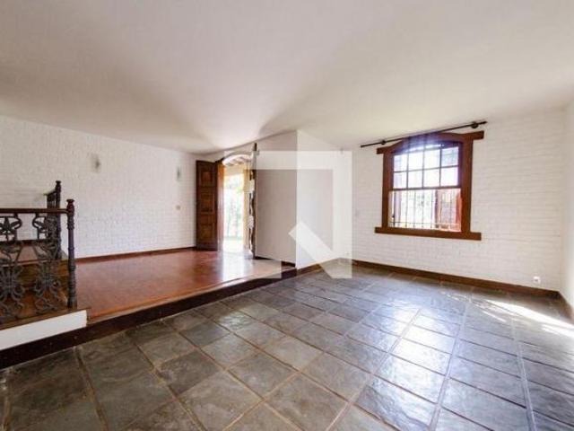 Casa à Venda São Bento, 4 Quartos, 315 m2