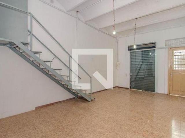 Casa à Venda São Geraldo, 3 Quartos, 150 m² Porto Alegre