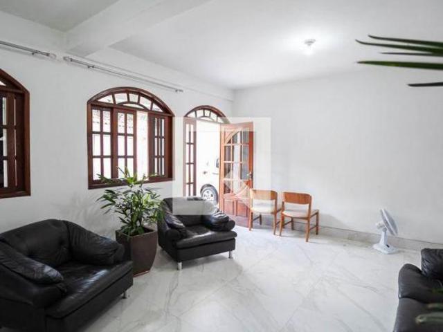 Casa à Venda São João Batista, 3 Quartos, 400 m² Belo Horizonte