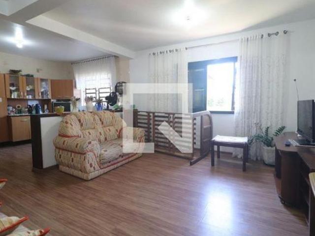 Casa à Venda São Jorge, 4 Quartos, 350 m² Novo Hamburgo