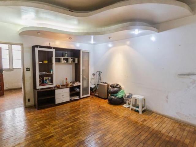 Casa à Venda São Lucas, 3 Quartos, 310 m2