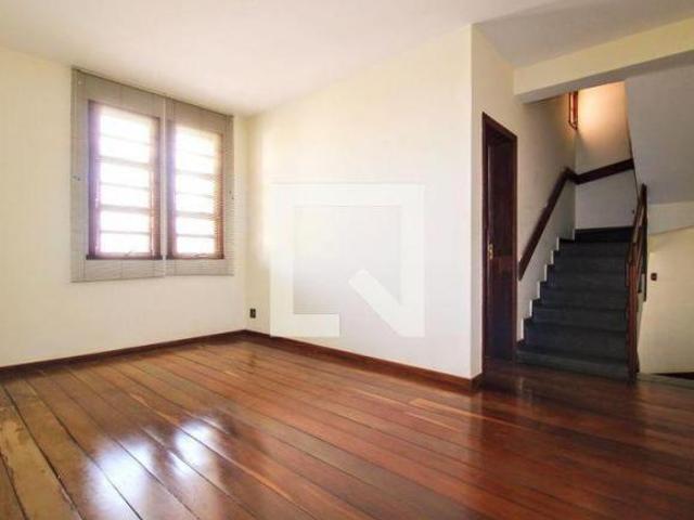 Casa à Venda São Lucas, 4 Quartos, 308 m² Belo Horizonte