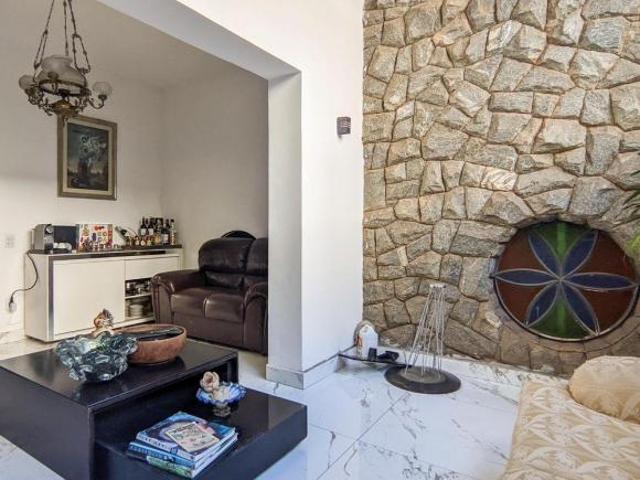 Casa à Venda São Lucas, 7 Quartos, 500 m2