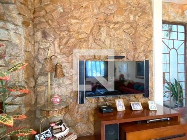 Casa à Venda São Pedro, 5 Quartos, 520 m² Belo Horizonte