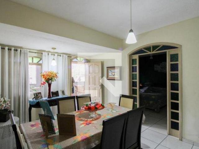 Casa à Venda São Salvador, 3 Quartos, 360 m² Belo Horizonte