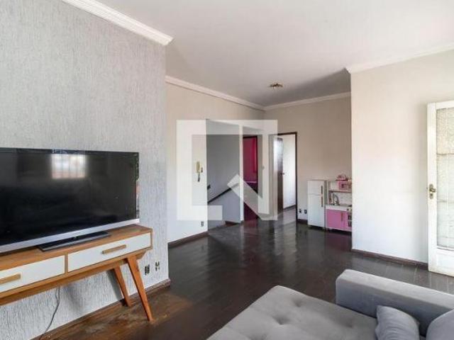 Casa à Venda São Salvador, 4 Quartos, 300 m² Belo Horizonte