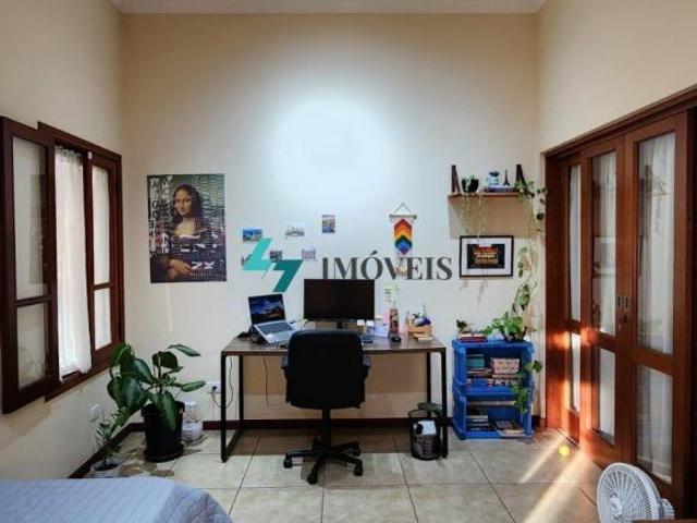 CASA A VENDA SOBRADO 4 DORMS/1SUÍTE QUINTAL JD. PAULISTA JUNDIAÍ S.P
