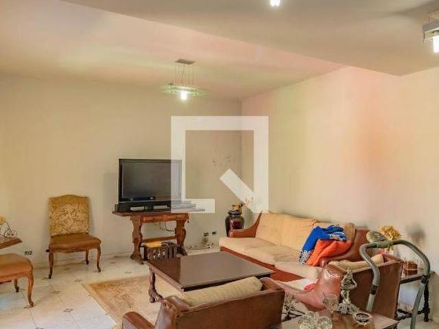 Casa à Venda Saúde, 3 Quartos, 300 m2