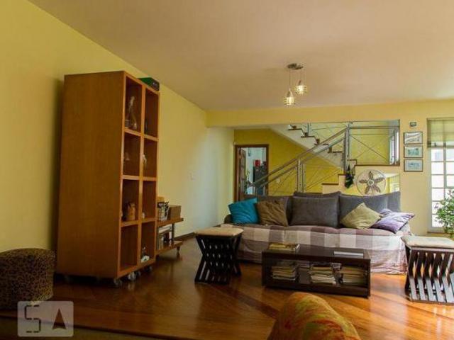 Casa à Venda Saúde, 3 Quartos, 300 m² São Paulo