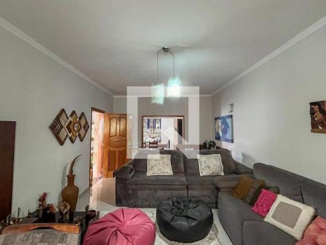 Casa à Venda Sacomã, 3 Quartos, 193 m2