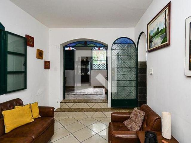 Casa à Venda Sagrada Família, 6 Quartos, 185 m² Belo Horizonte
