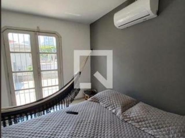Casa à Venda Santo Amaro, 2 Quartos, 148 m² São Paulo