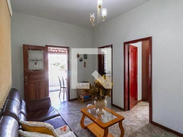 Casa à Venda Santo André, 3 Quartos, 126 m² Belo Horizonte