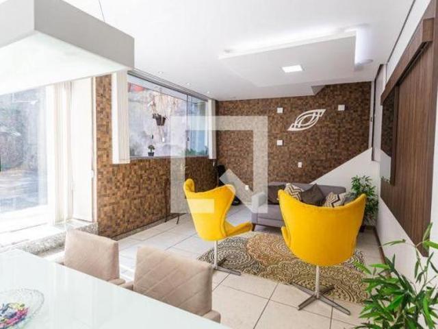 Casa à Venda Santo André, 2 Quartos, 190 m² Belo Horizonte