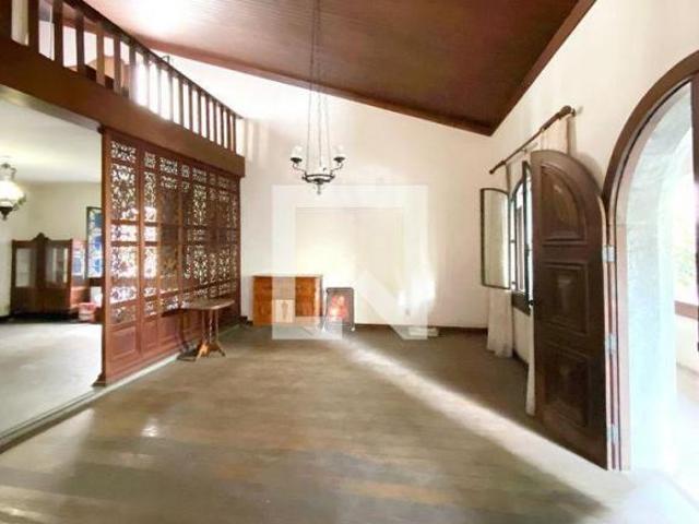 Casa à Venda Santo Agostinho, 5 Quartos, 456 m² Belo Horizonte