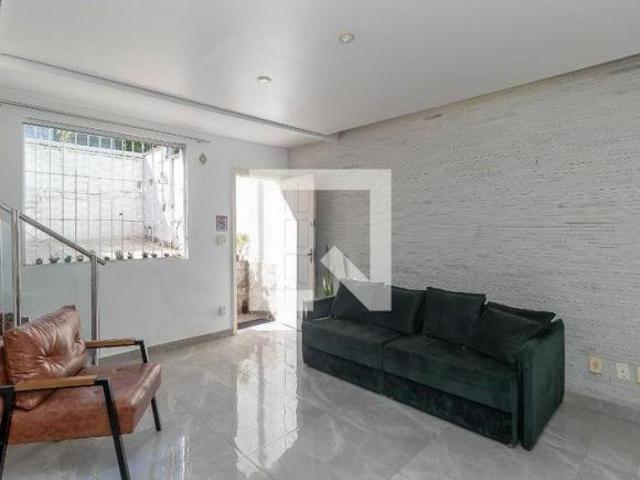 Casa à Venda Santa Amélia, 2 Quartos, 105 m² Belo Horizonte