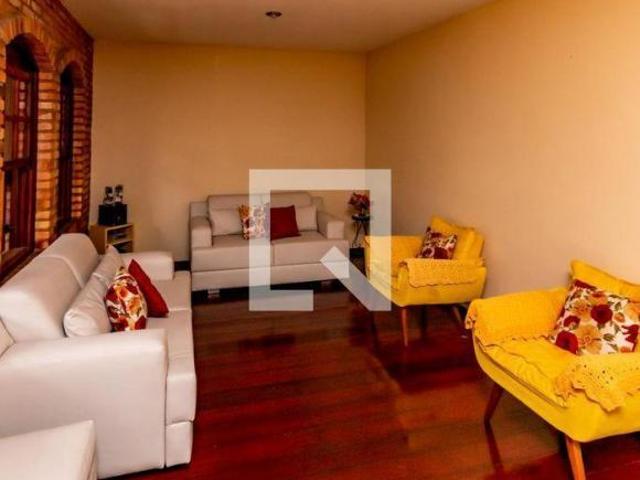 Casa à Venda Santa Amélia, 5 Quartos, 360 m² Belo Horizonte