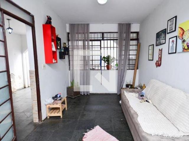 Casa à Venda Santa Efigênia, 4 Quartos, 104 m2
