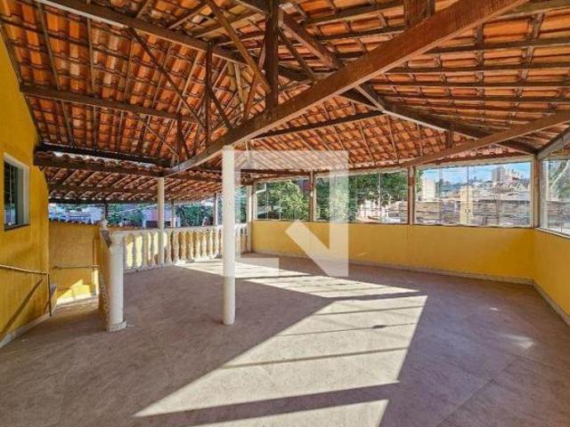 Casa à Venda Santa Efigênia, 4 Quartos, 304 m² Belo Horizonte