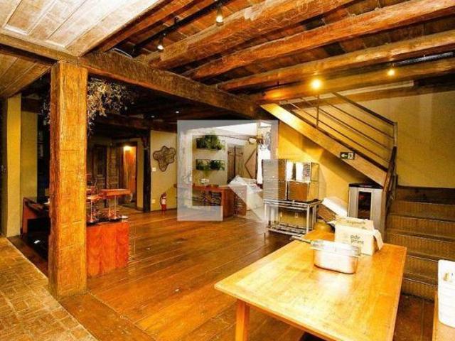 Casa à Venda Santa Lúcia, 3 Quartos, 245 m² Belo Horizonte