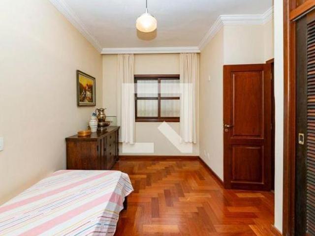 Casa à Venda Santa Lúcia, 3 Quartos, 360 m² Belo Horizonte