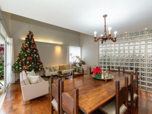 Casa à Venda Santa Lúcia, 3 Quartos, 364 m2
