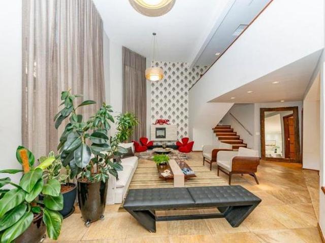Casa à Venda Santa Lúcia, 3 Quartos, 560 m2