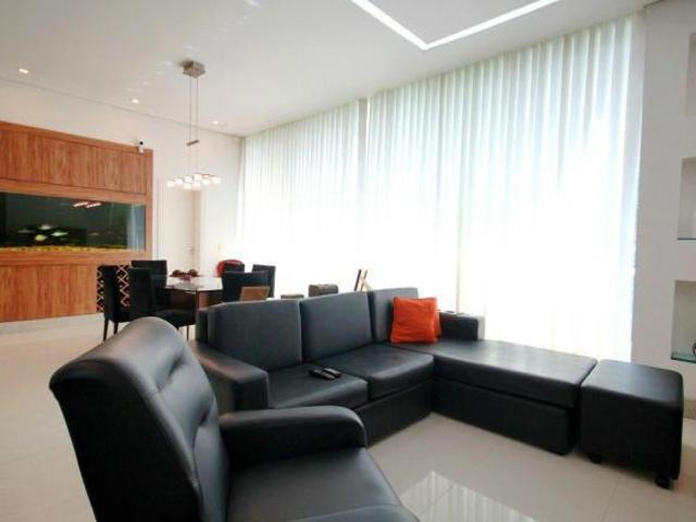 Casa à Venda Santa Lúcia, 2 Quartos, 221 m2