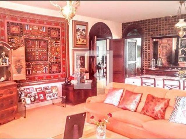 Casa à Venda Santa Lúcia, 7 Quartos, 336 m2