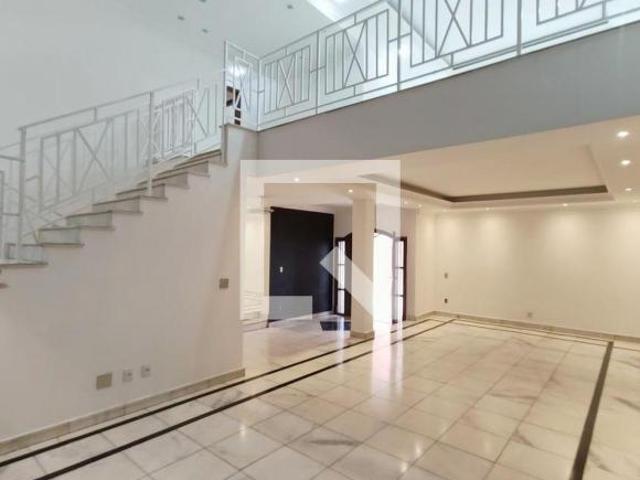 Casa à Venda Santa Lúcia, 4 Quartos, 350 m2