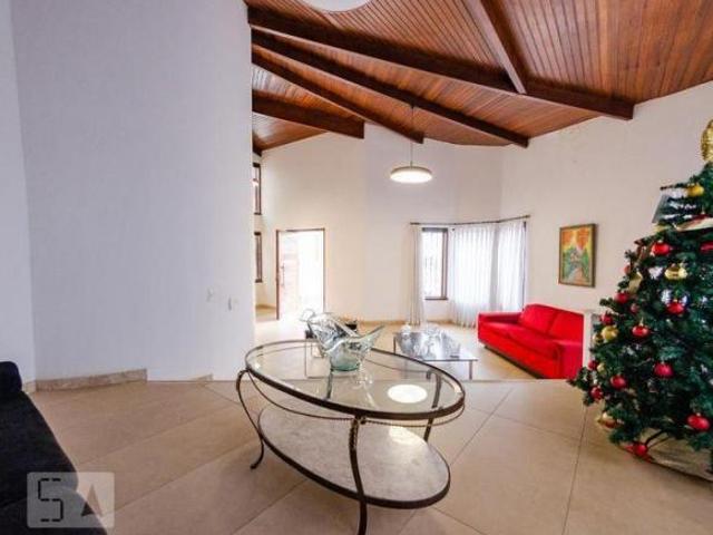 Casa à Venda Santa Lúcia, 4 Quartos, 360 m² Belo Horizonte
